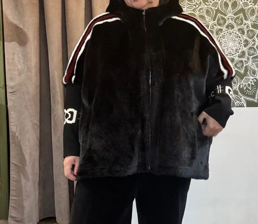 Шубка 52-56 эко мех новая с капюшоном - Верхняя одежда (Одежда) в Кондратово