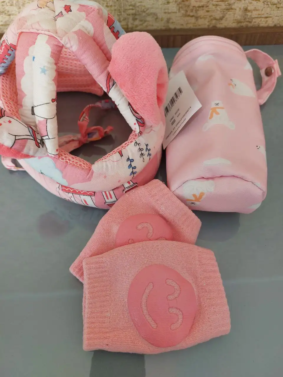 Шлем, наколенники, сумка для бутылок - Велоспорт/Активный отдых (Хобби и отдых) в Кондратово