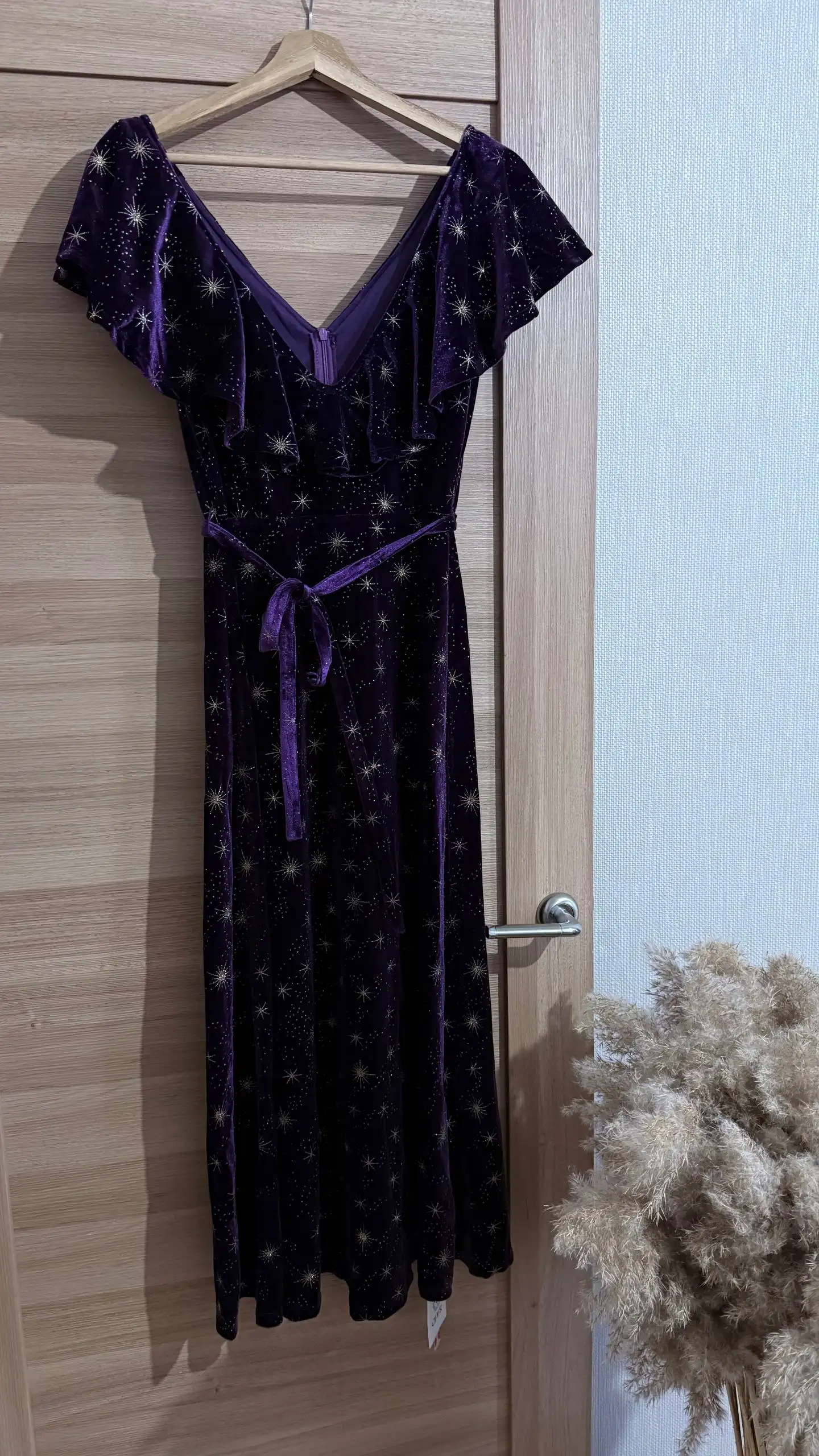 Продается новое платье размера М - Женская одежда (Одежда) в Кондратово