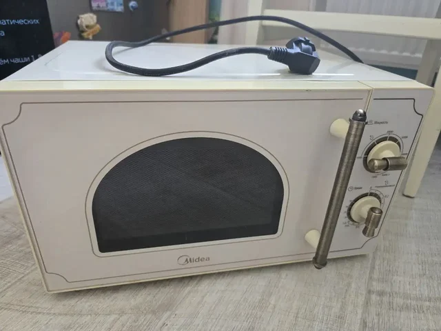 Продажа микроволновой печи - частное объявление в Кондратово
