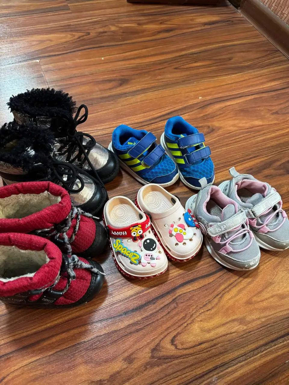 Джинсы размера 22-24 - Джинсы (Одежда) в Кондратово