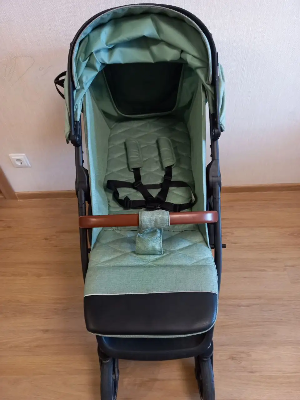 Прогулочная детская коляска до 22 кг, почти новая - Товары для детей в Кондратово