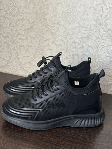 Утепленные детские кроссовки для мальчика размера 33 - Обувь детская в Кондратово