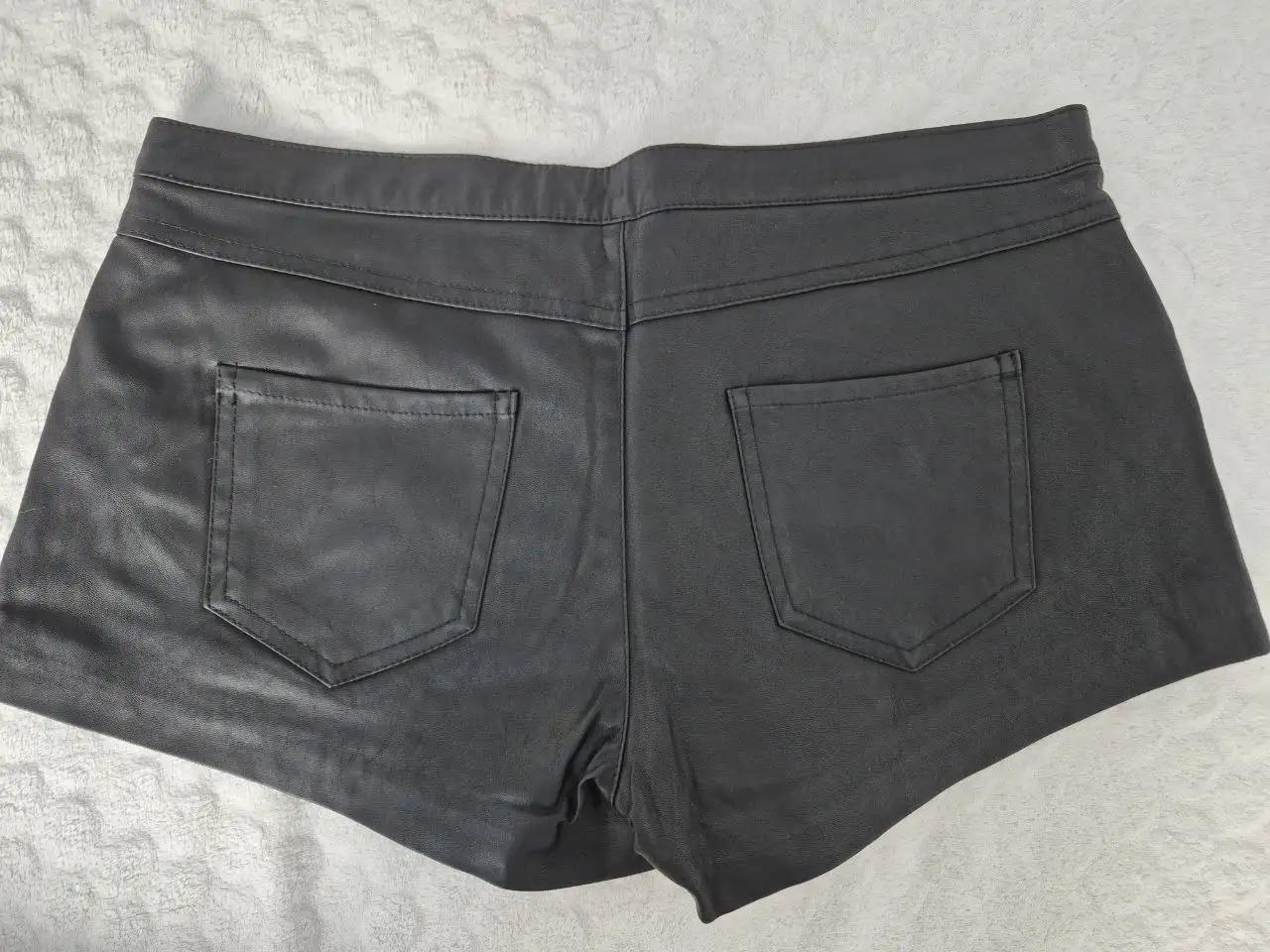 Шорты ZARA кожзам, размер М - Шорты (Одежда) в Кондратово