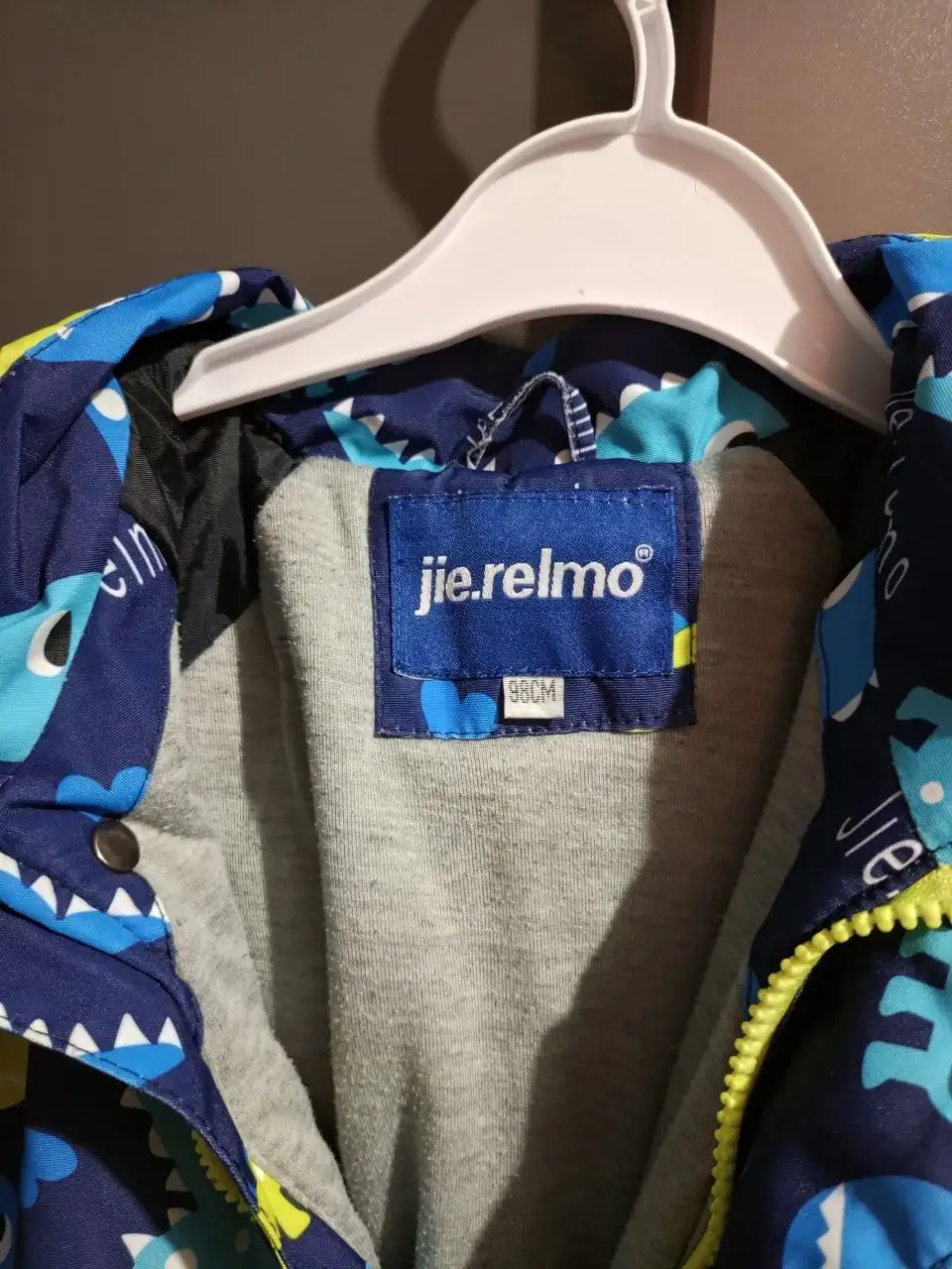 Продам демисезонный комбинезон ростовка 98 - Одежда для детей (Товары для детей) в Кондратово