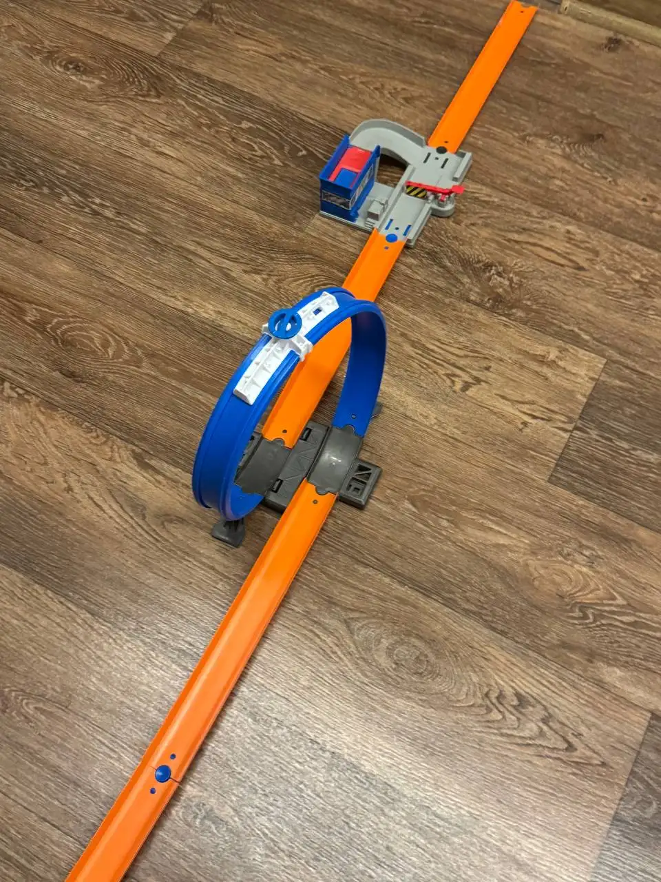 Трек Hot Wheels в комплекте с машинкой - Игрушки (Хобби и отдых) в Кондратово