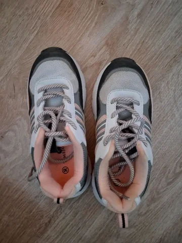 Продам кроссовки 30 размер - частное объявление в Кондратово