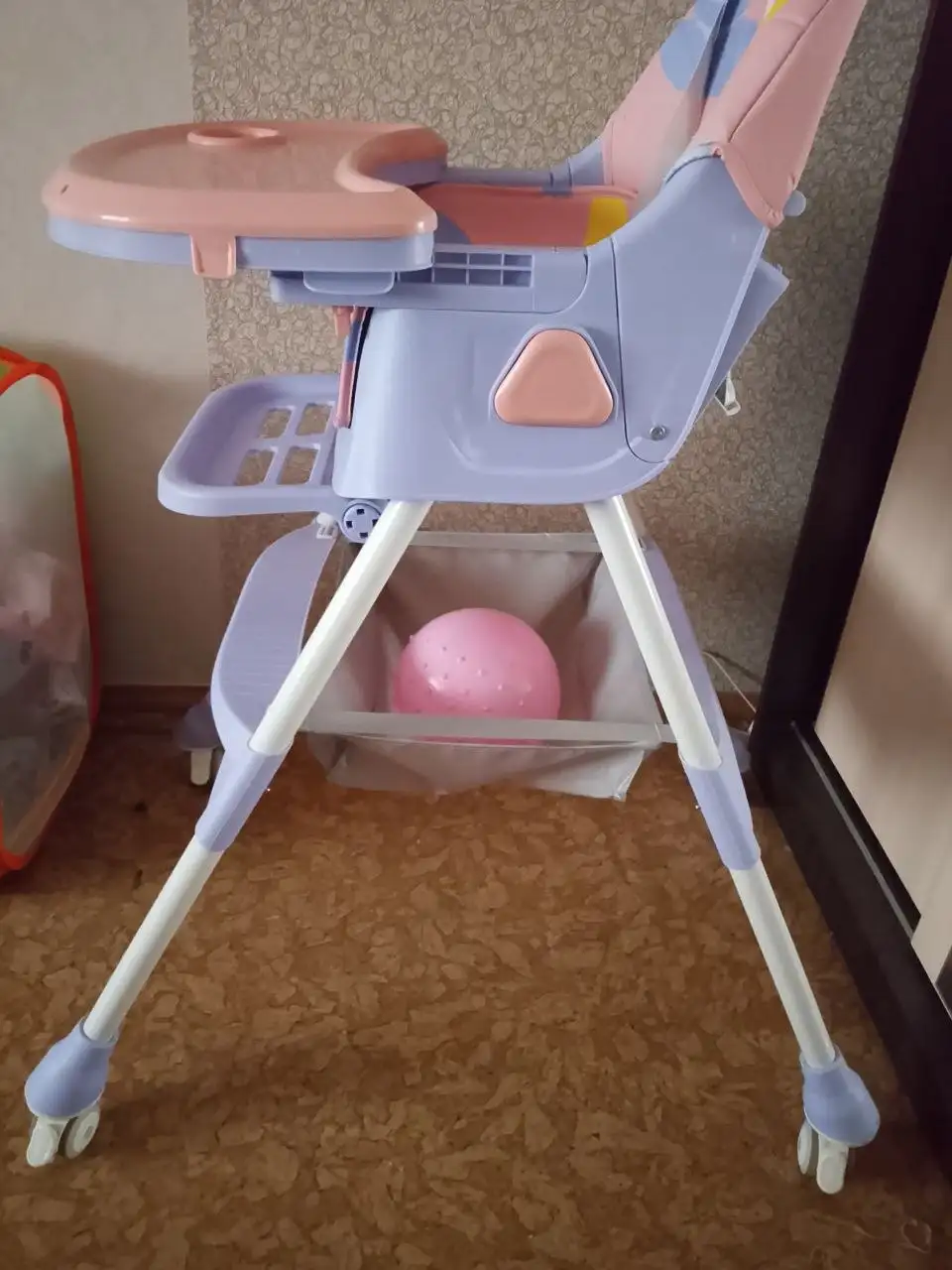 Продам детский стульчик для кормления 0+ - Детская мебель (Товары для детей) в Кондратово