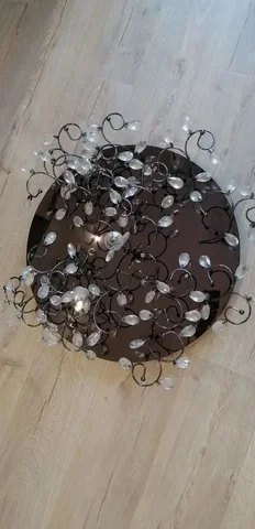 Люстра б/у требуется установка плафонов - Освещение в Кондратово