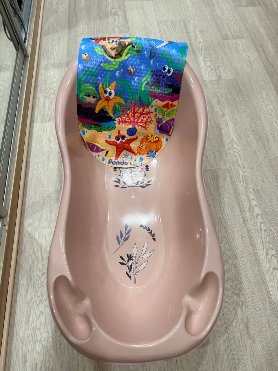 Детская ванночка с противоскользящим ковриком - Для купания (Товары для детей) в Кондратово