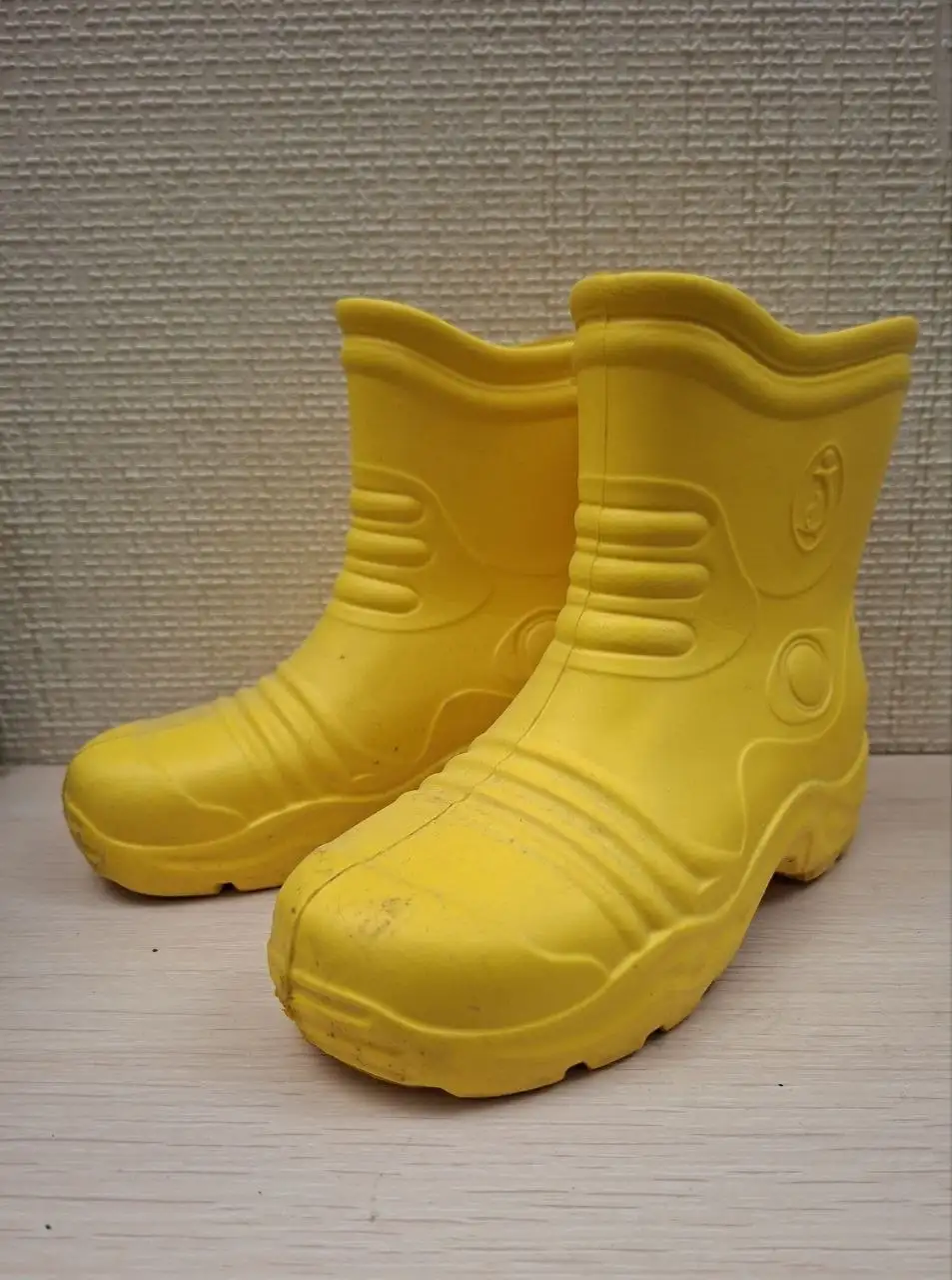 Продам сапожки пенка без вкладыша - Обувь (Одежда) в Кондратово