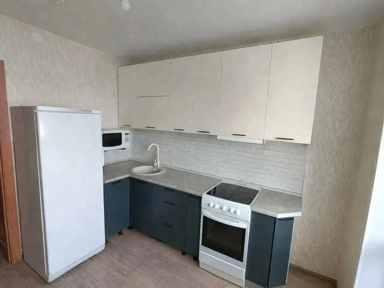 ЖК «Медовый» — квартира с большим балконом и кладовой - Квартиры (Недвижимость) в Кондратово