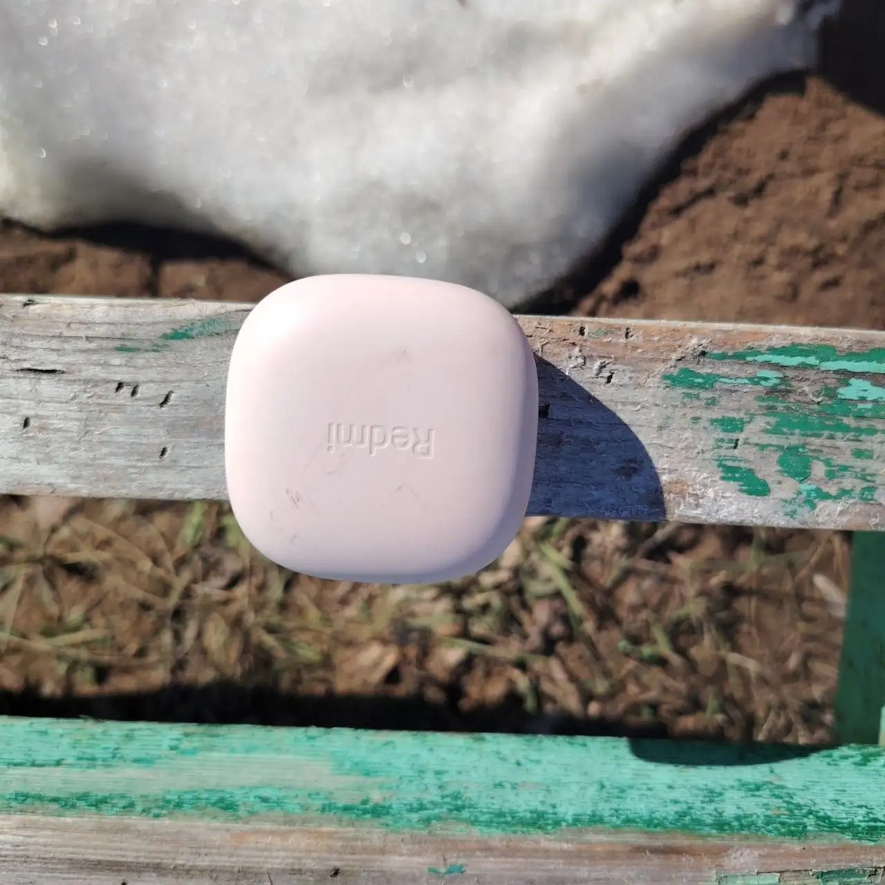 Найдены наушники на площадке - Наушники (Электроника) в Кондратово