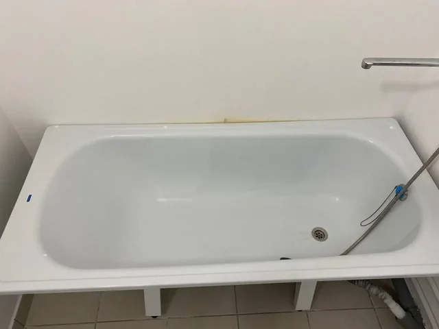 Продажа ванны и зеркала - Водонагреватели в Кондратово