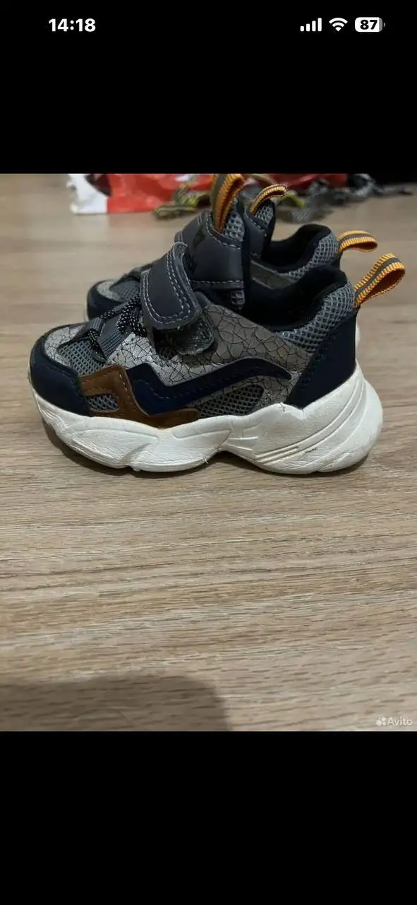 Кроссовки - Обувь (Одежда) в Кондратово