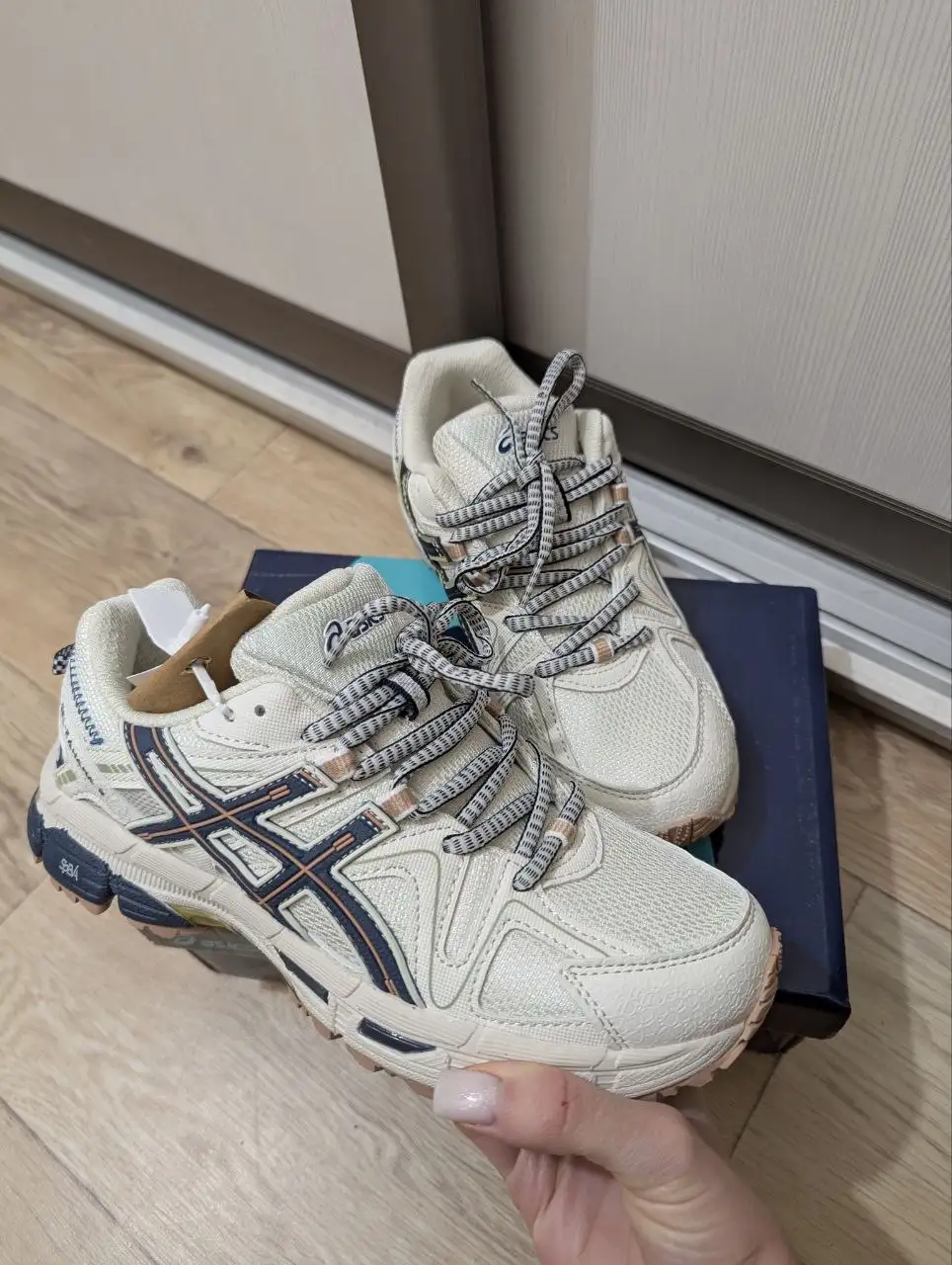 Продам новые кроссовки Asics (качественная копия) - Обувь (Одежда) в Кондратово