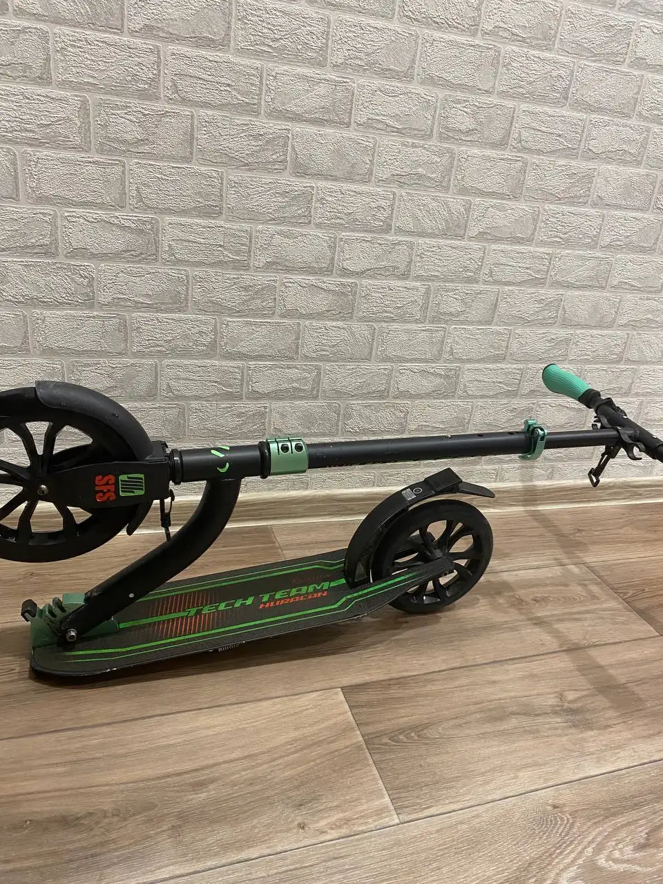 Продам самокат почти не ездили - Спорт и отдых (Хобби и отдых) в Кондратово