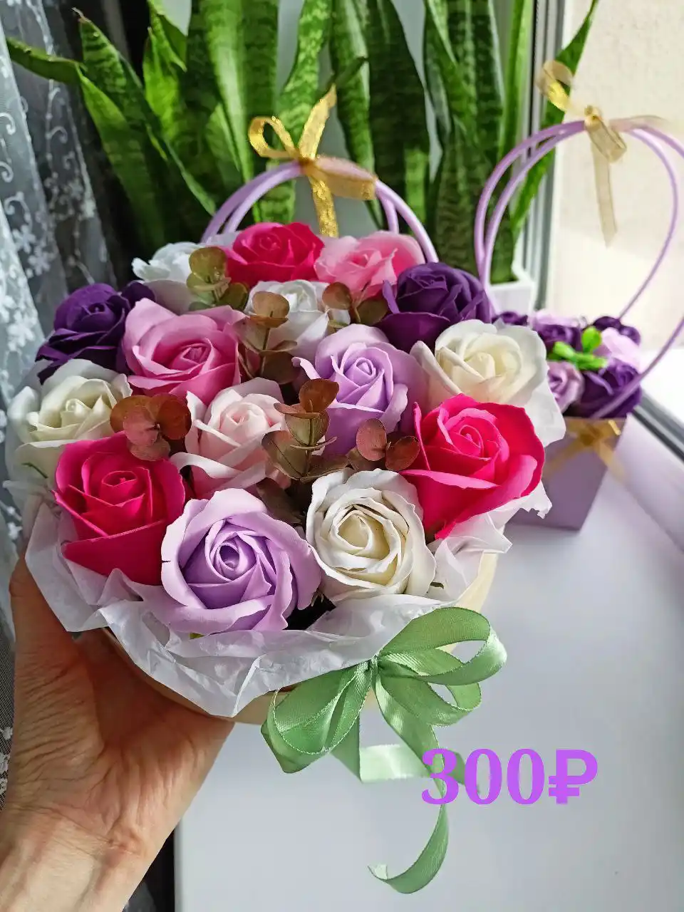 Распродажа букетов из мыльных роз