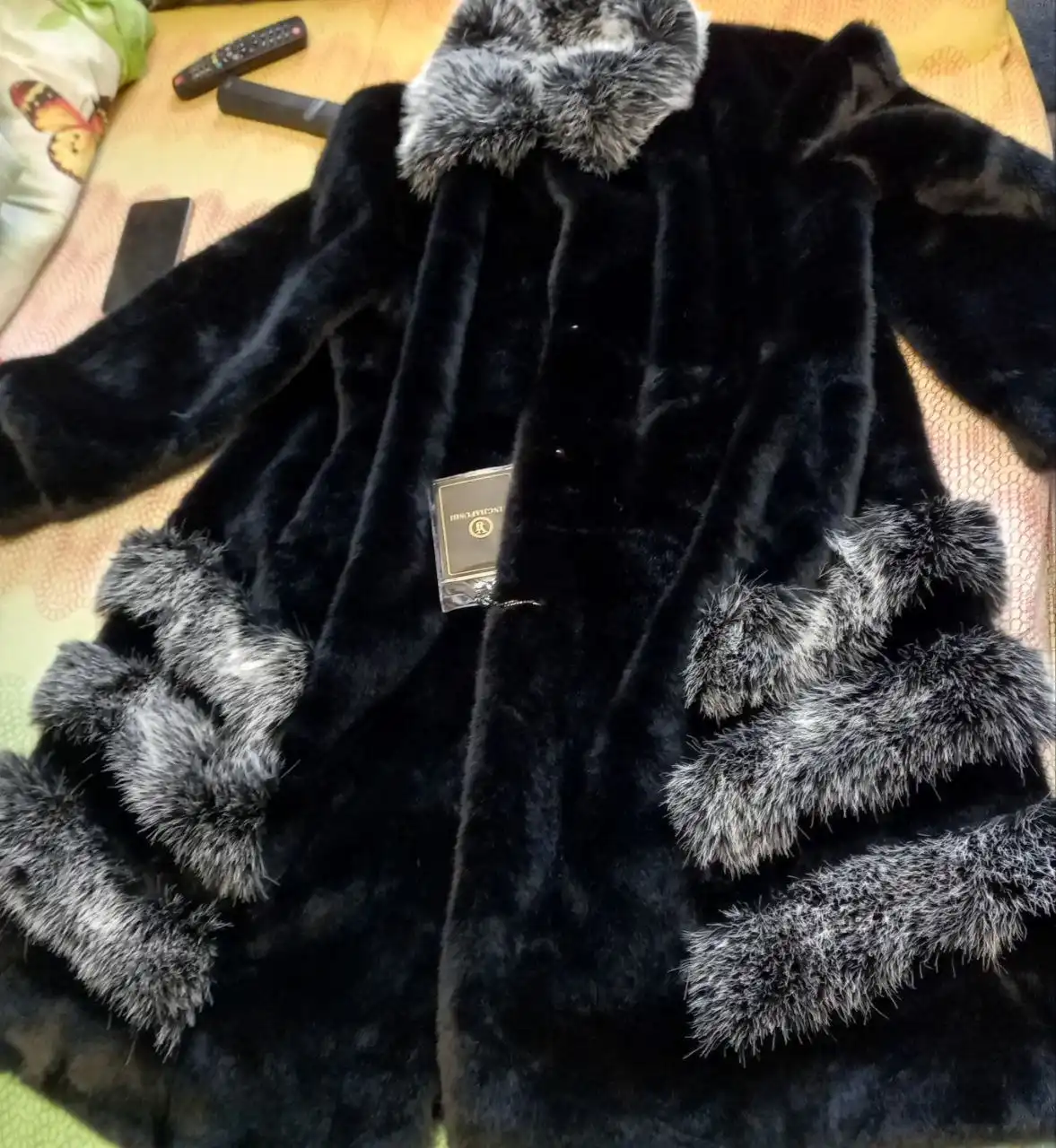 Продам шубу из экомеха