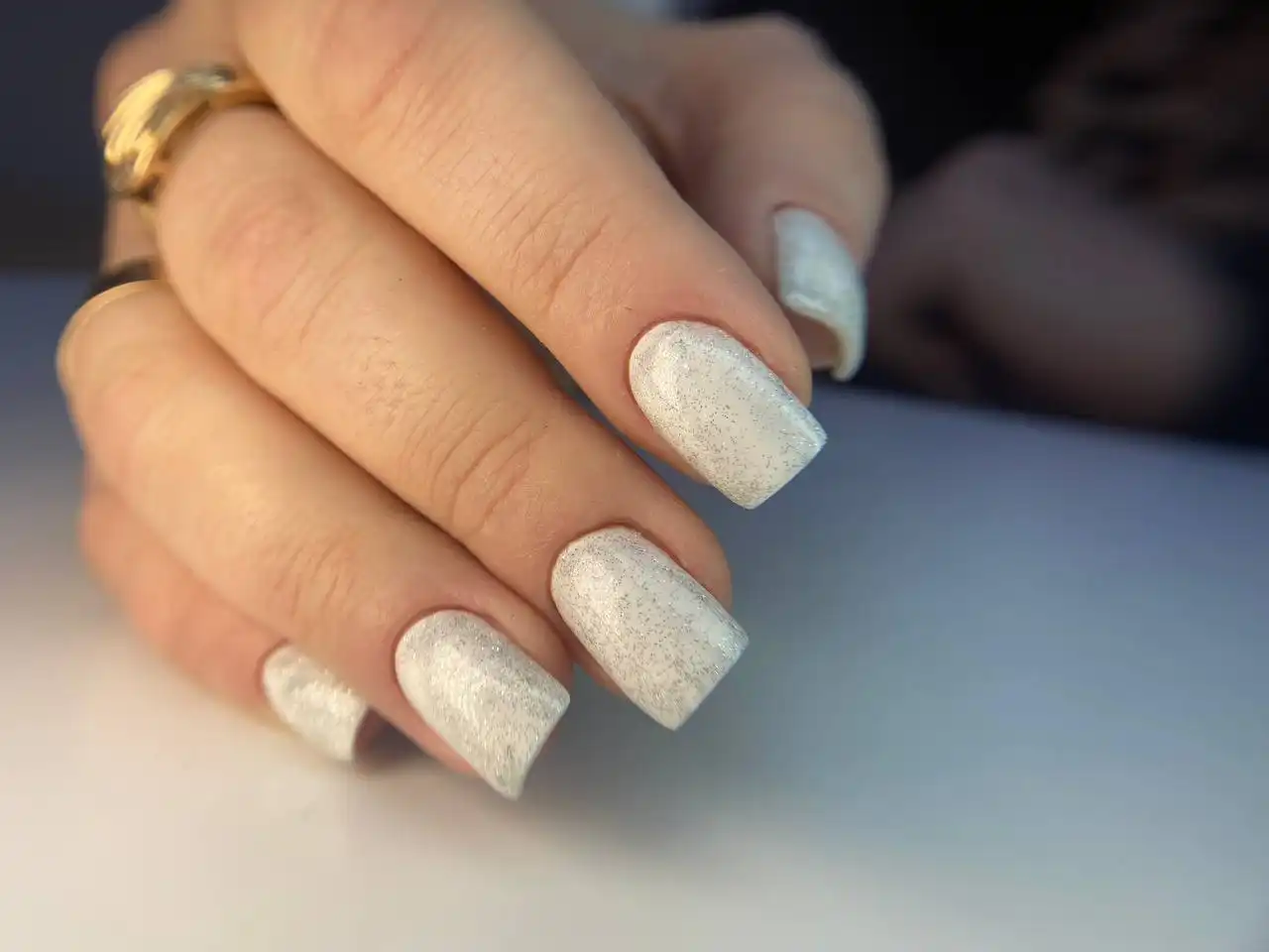 Новогодний маникюр "всё включено" в студии НогтепилЪня