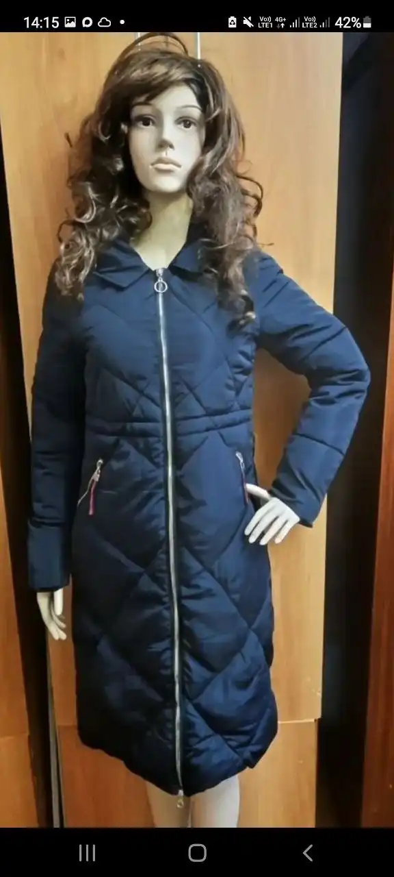 Женский пуховик черный 42-46 размер - Верхняя одежда (Одежда) в Саратов