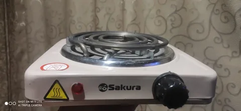 Продажа электроплитки б/у в отличном состоянии - Бижутерия в Саратов