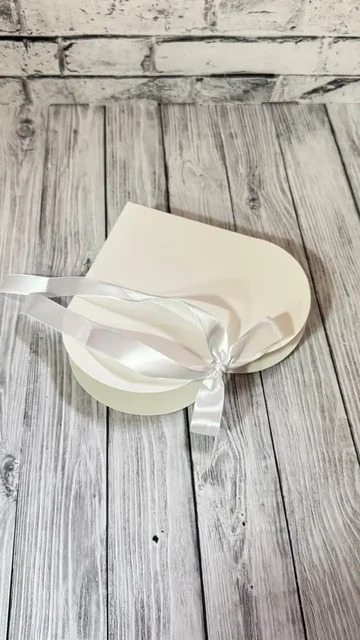 Коробка-книжка Сердце для 9 конфет - Упаковка в Саратов