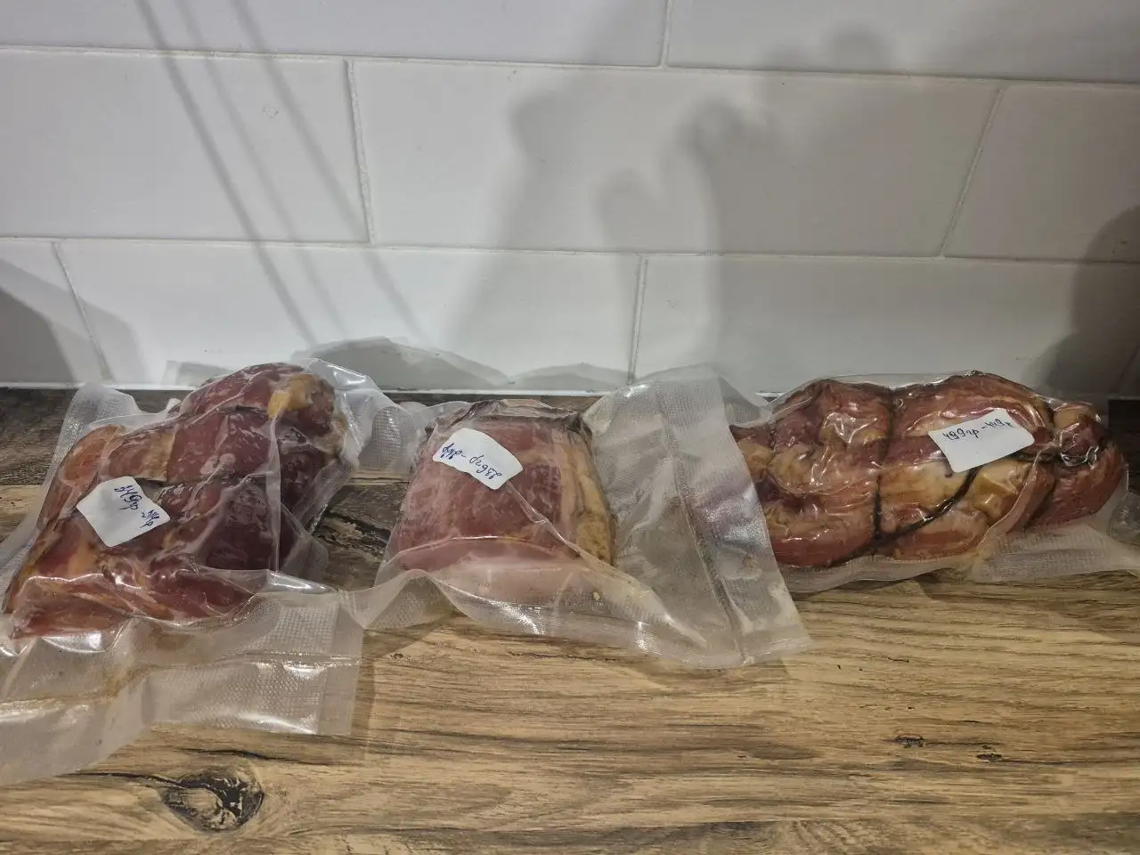 Продажа копченой грудинки и карбонада - Продукты питания (Услуги) в Саратов