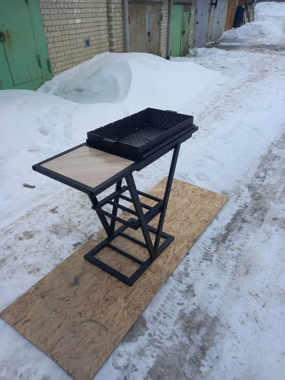 Продам мангал с размерами чаши 35x60x13.5 см - Мангалы и барбекю (Для дома и дачи) в Саратов