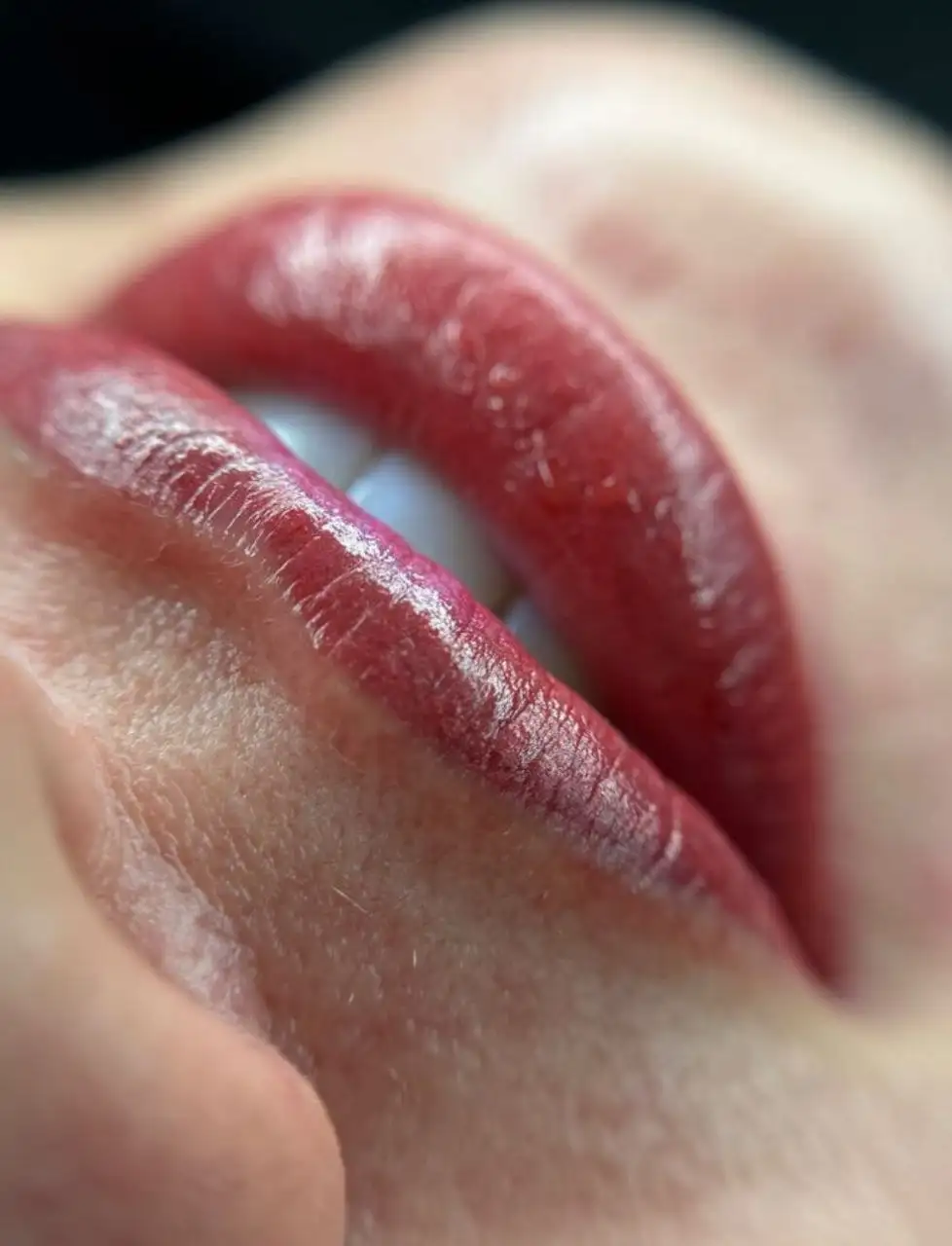 Услуги перманентного макияжа и коррекции бровей - Красота и здоровье (Услуги) в Саратов