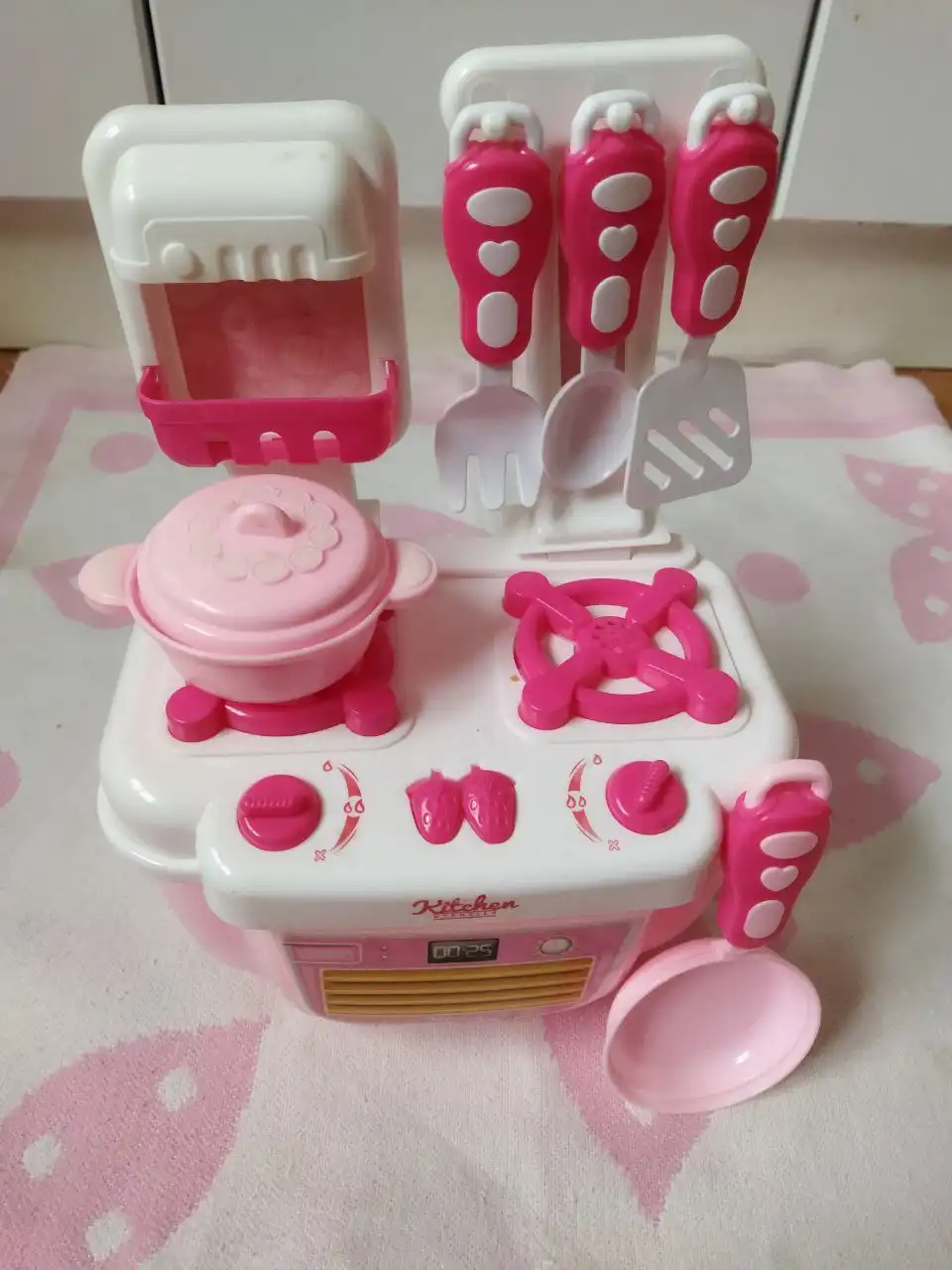 Кухня маленькой хозяйки