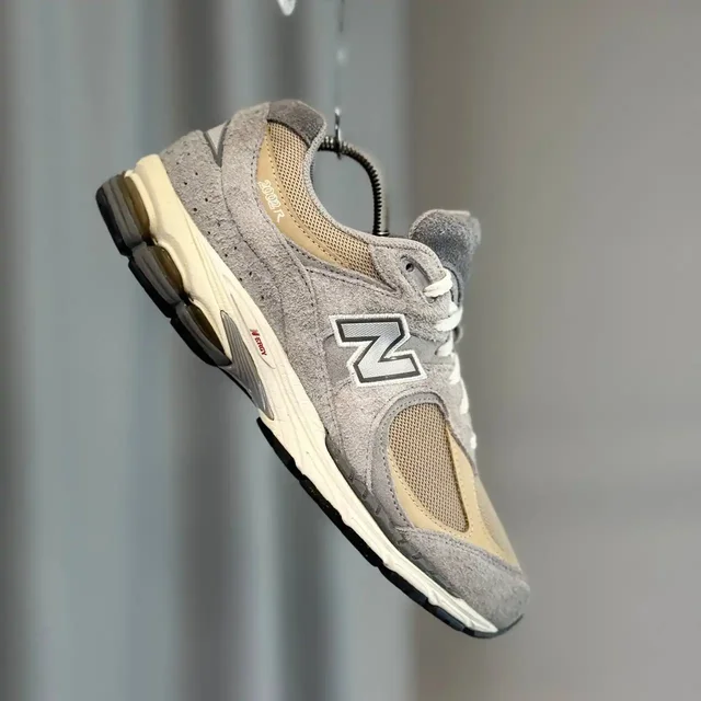 Кроссовки New Balance 2002R Protection Pack - Украшения в Воронеж