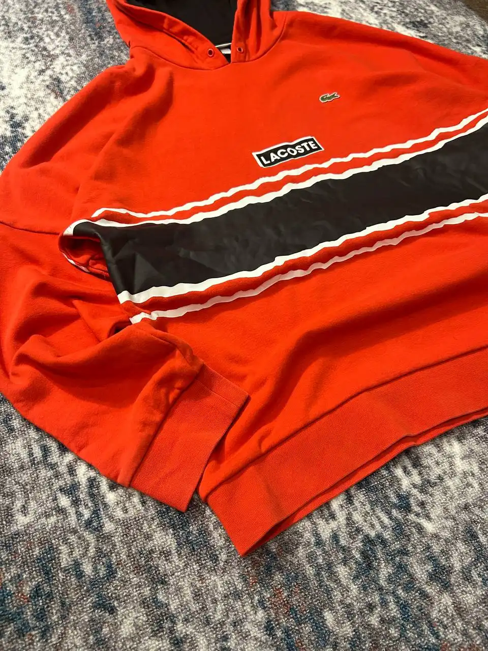 Аукцион на худи Lacoste размер XL-XXL