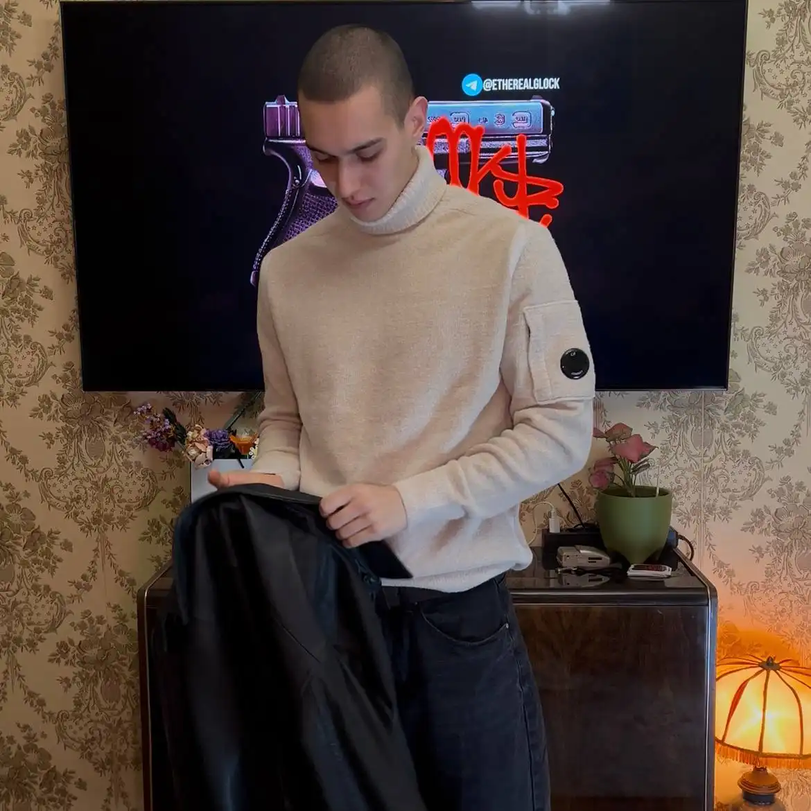 Свитер CP Company оригинал новый размер L/XL