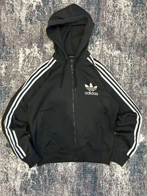 Аукцион на зип-худи Adidas размера M-L - Одежда в Астрахань