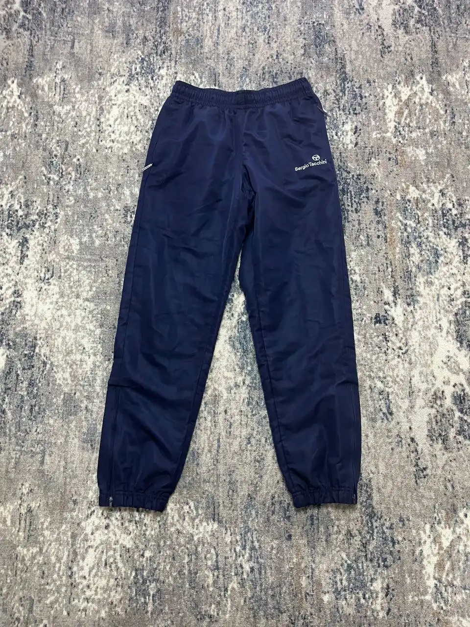 Магазин винтажной и стоковой одежды - Винтажная (Одежда) в Астрахань