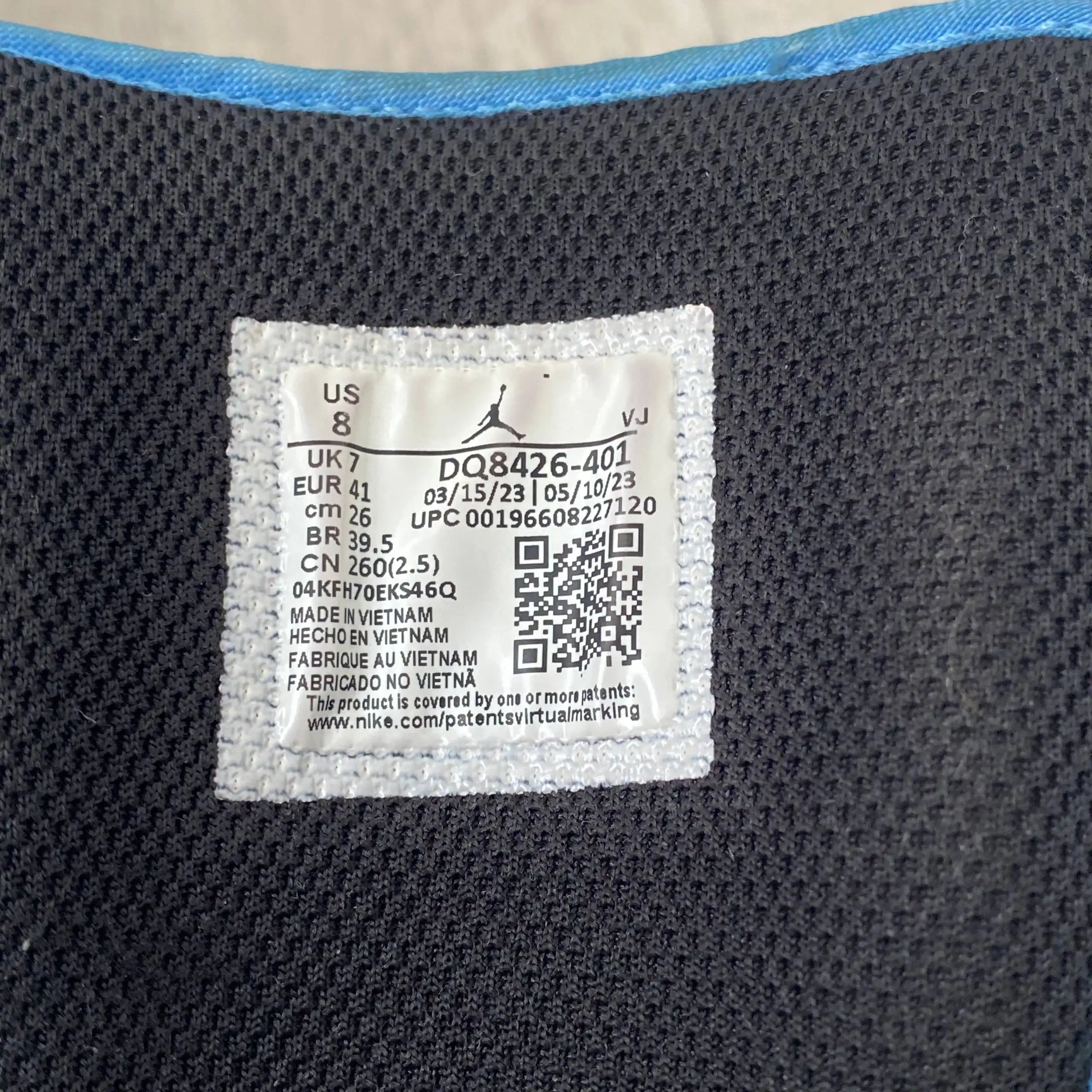 Кроссовки Air Jordan 1 Mid University Blue Black размер 8 US - Кроссовки (Одежда) в Уфа