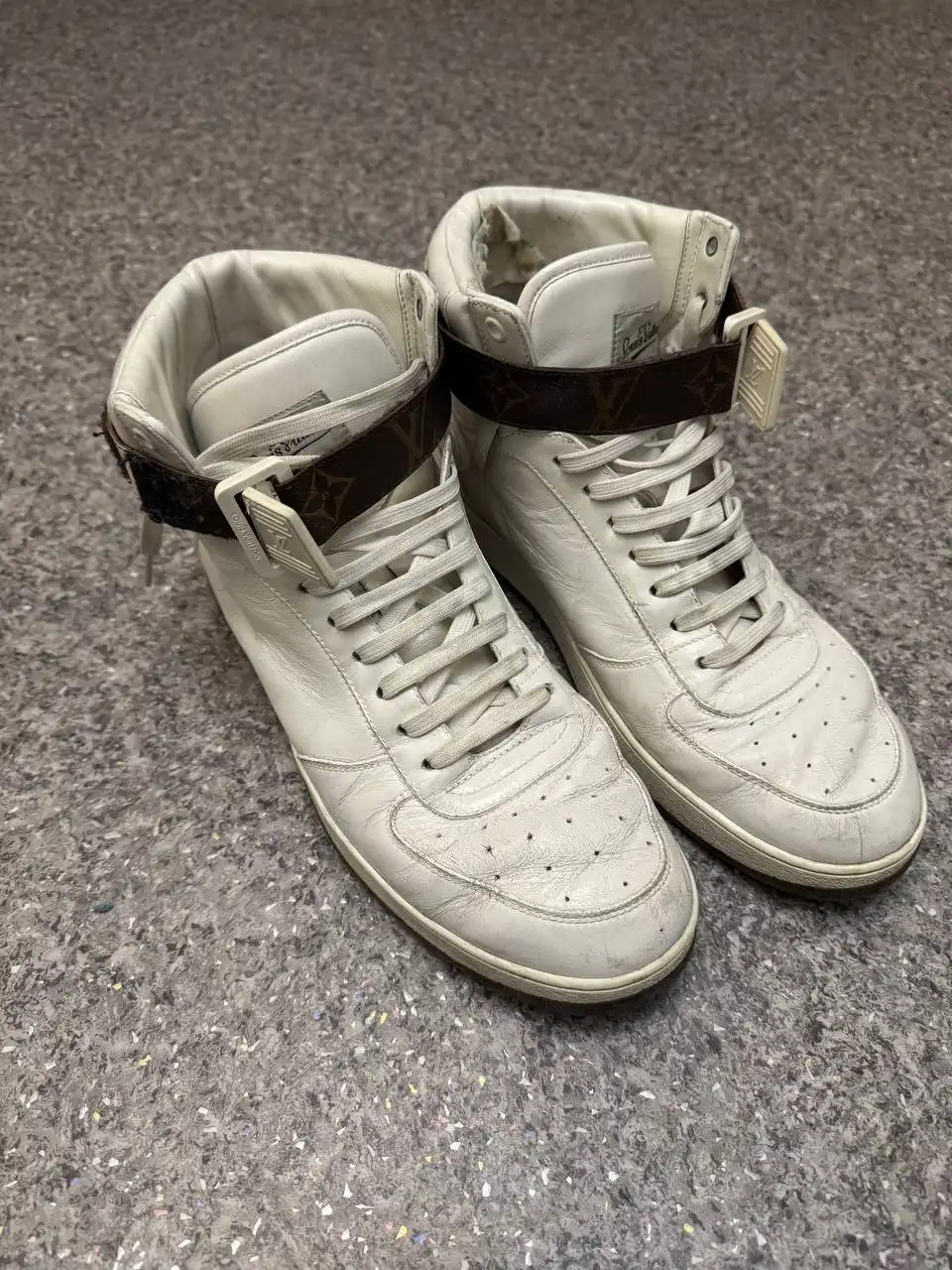 Продажа поставов, Байеров, карго и покупка ремня Hermes - Барахолка в Астрахань