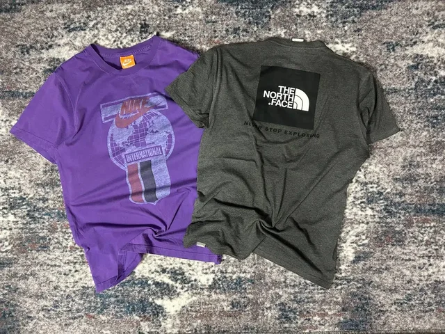 Аукцион на 2 футболки Nike и The North Face - частное объявление в Астрахань
