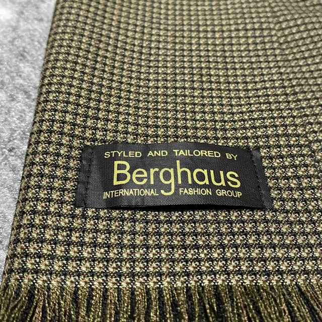 Шарф Berghaus - Одежда в Уфа