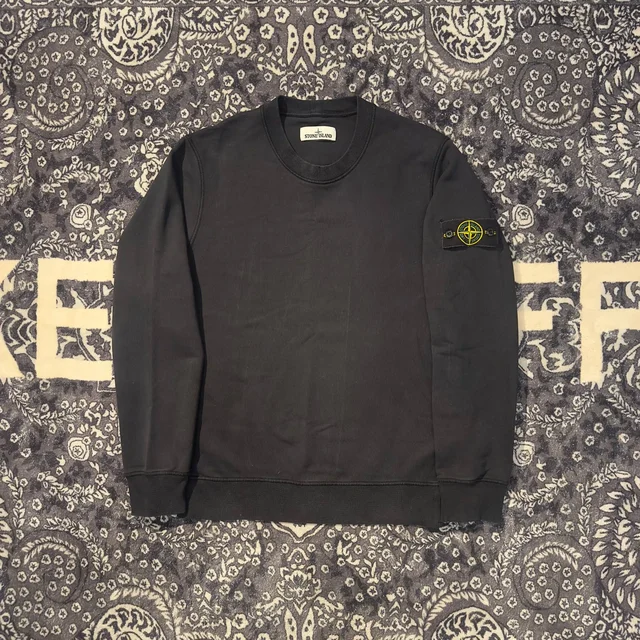 Свитшот Stone Island размер M - частное объявление в Астрахань