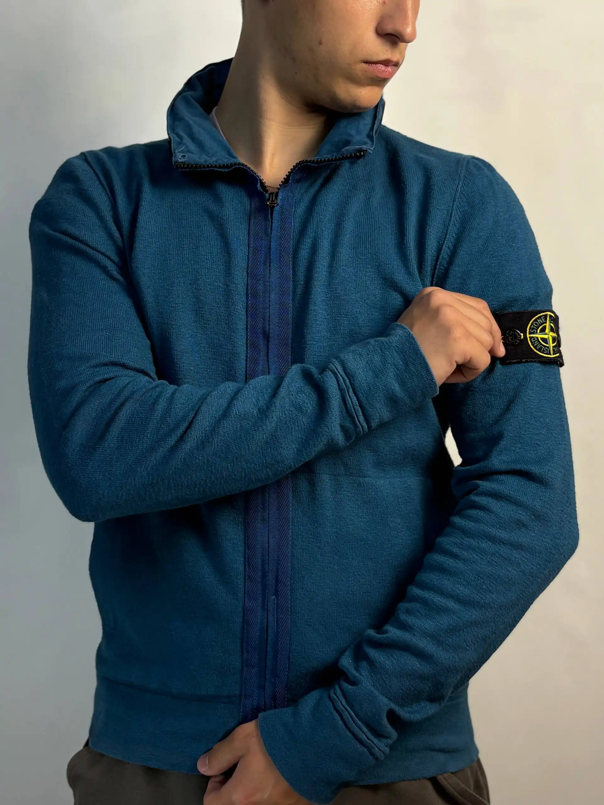 Зип-худи Stone Island размер M - Верхняя одежда (Одежда) в Астрахань