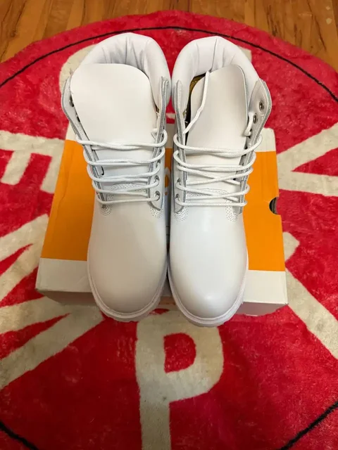 Продажа брендовой одежды и обуви - Спортивная одежда в Астрахань