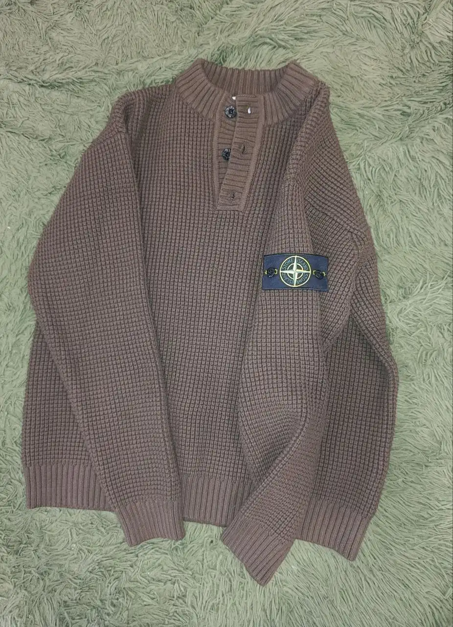 Продажа винтажной одежды: бомбер, свитера, свитшот, олимпийка, обувь - Верхняя одежда (Одежда) в Астрахань