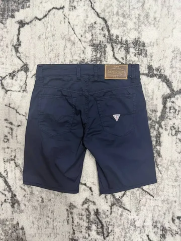 Шорты Guess размер S новое с бирками - частное объявление в Астрахань