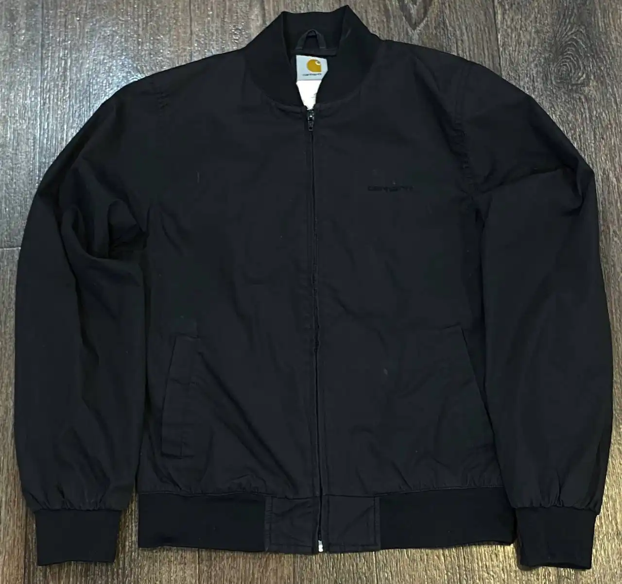 Бомбер Carhartt размер M - Верхняя одежда (Одежда) в Астрахань