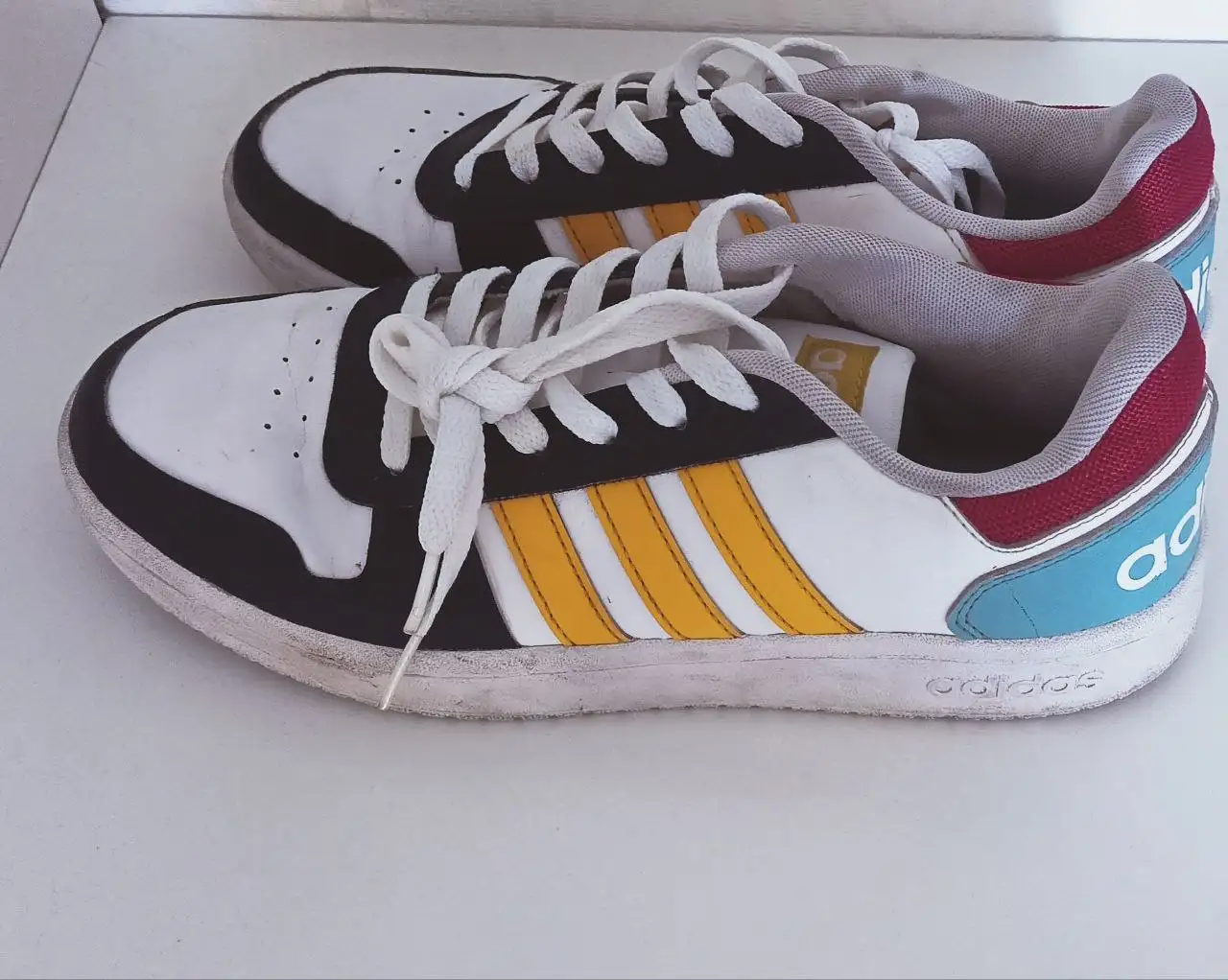 Кроссовки Adidas размер 41-42 - Обувь (Одежда) в Астрахань