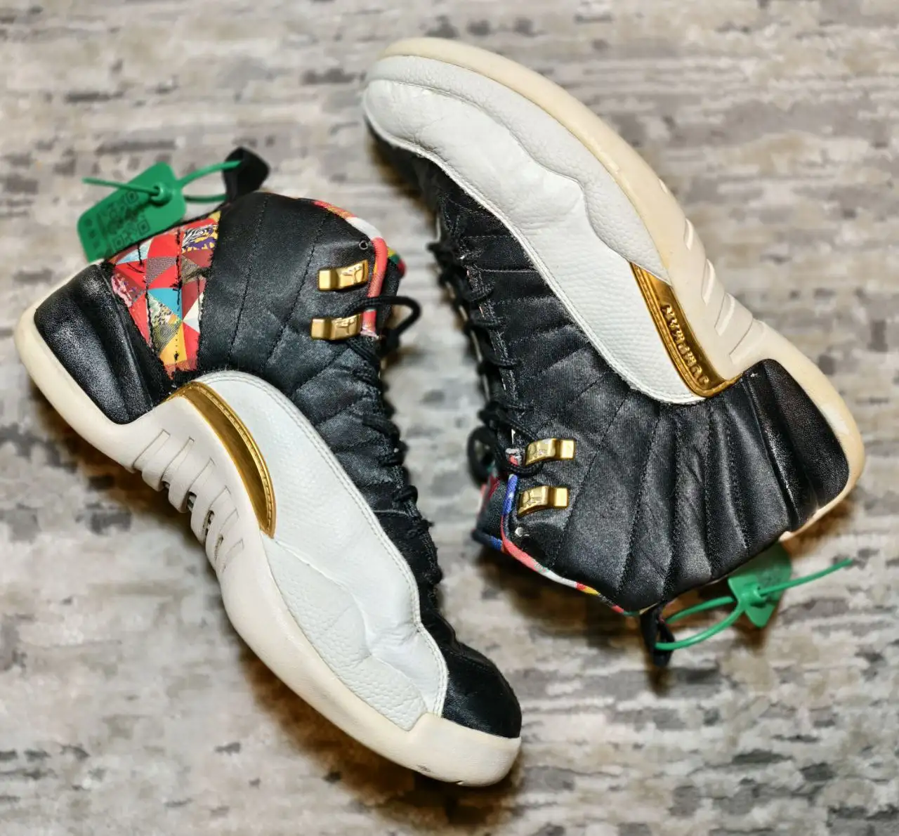 Аукцион кроссовок размер 42.5 (27см) в хорошем состоянии - Обувь (Одежда) в Астрахань