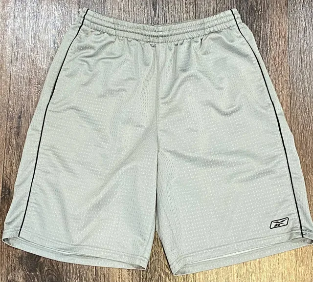 Шорты Reebok размер М - Сумки в Астрахань