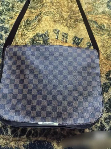 Сумка LV в отличном состоянии - частное объявление в Краснодар